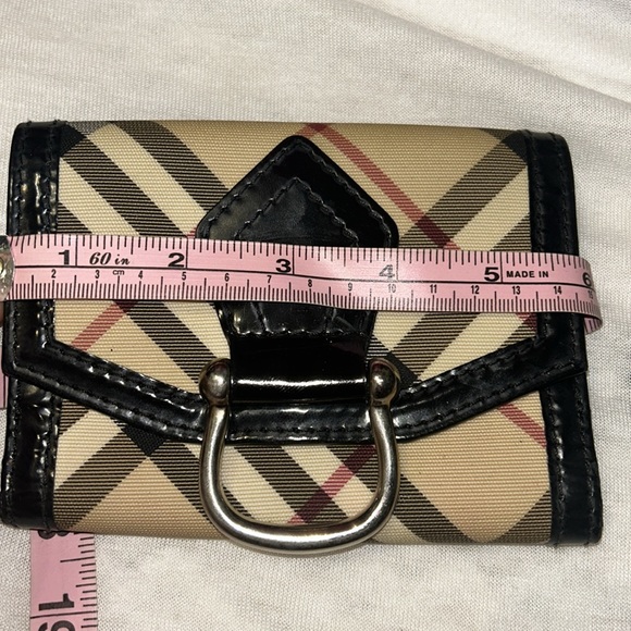 Burberry London - Picture 11 of 12